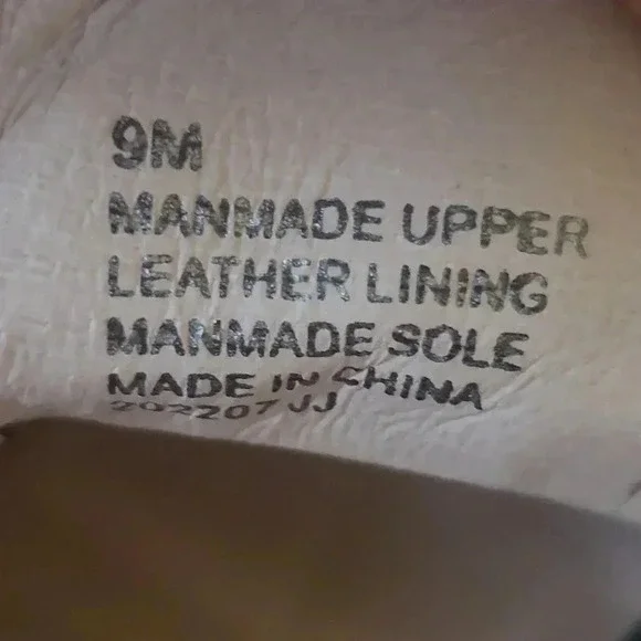 Academia 9 Preppy Black Patent Chunky Platform Lugsole Loafers - Picture 6 of 6